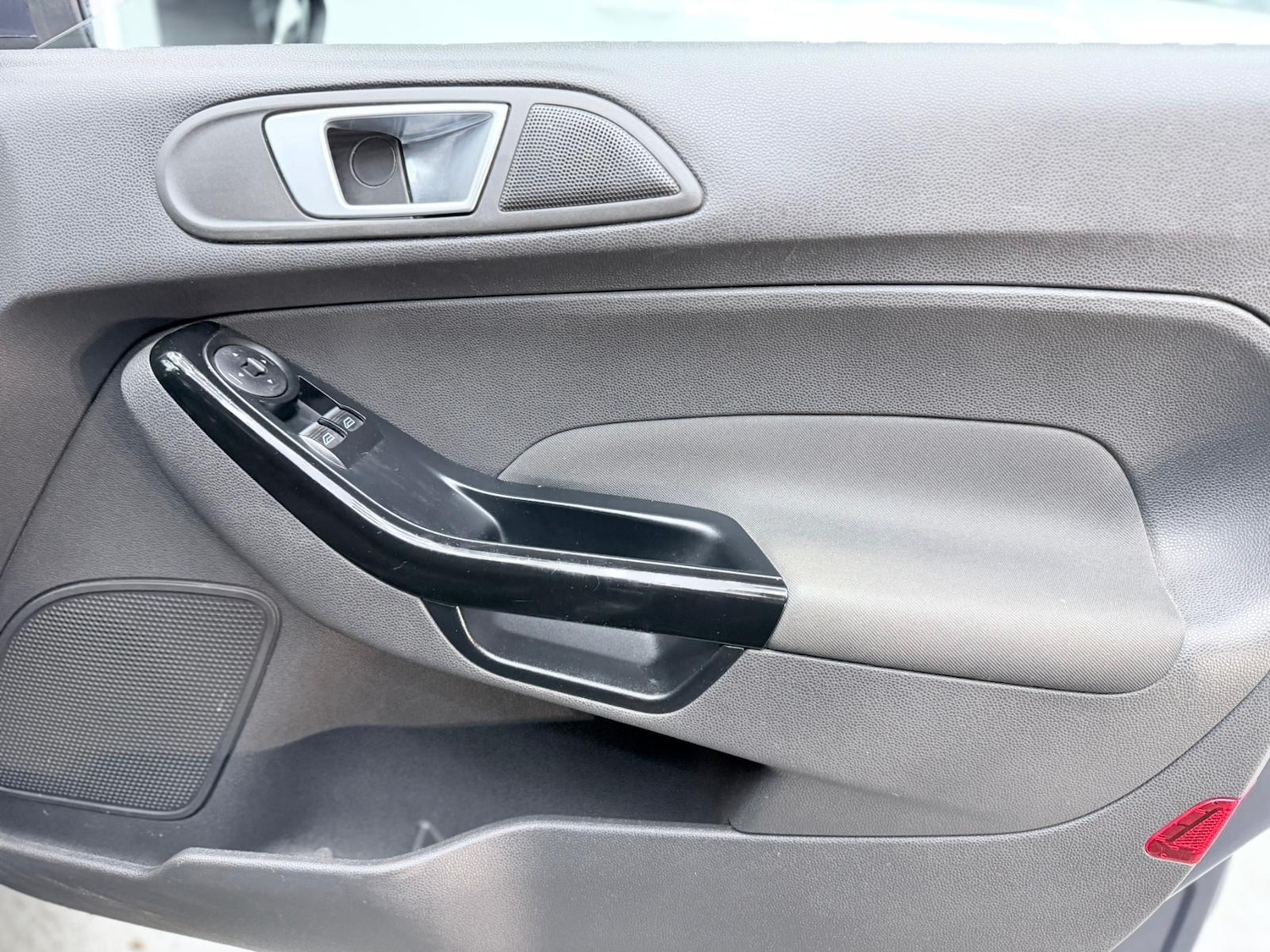 Used Ford Fiesta 2015 for sale - 76476268: Photo 95