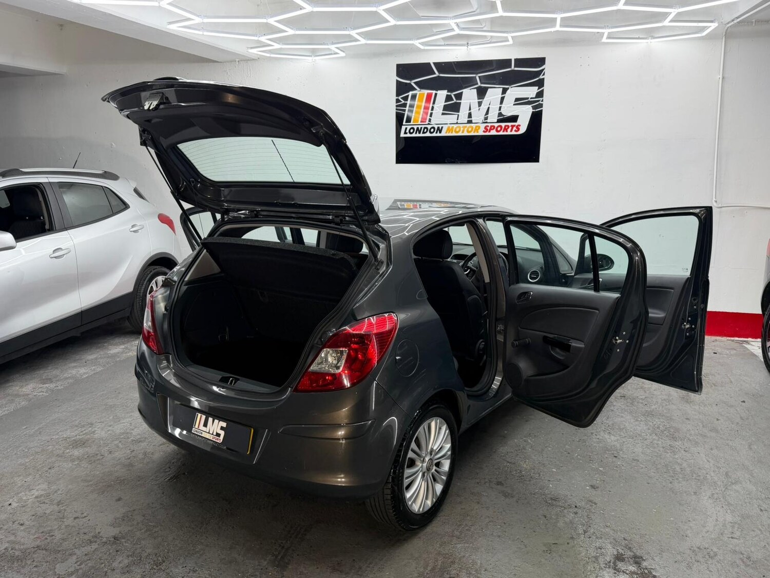 Used Vauxhall Corsa 2014 for sale - 77195053: Photo 89