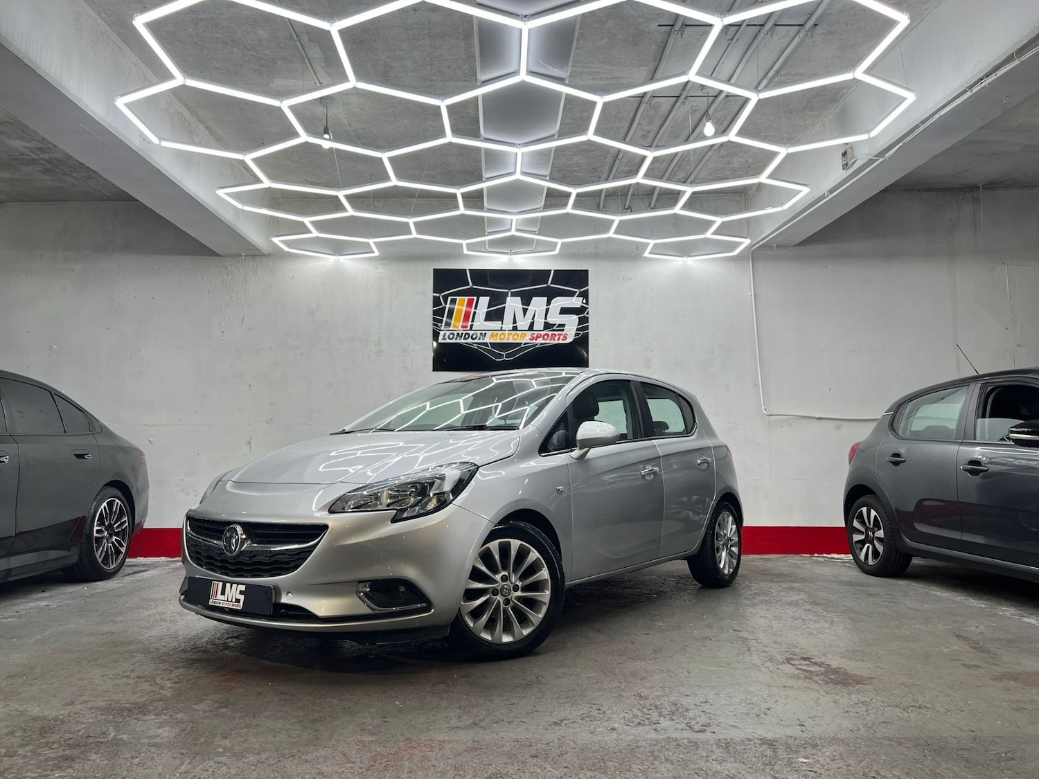 Used Vauxhall Corsa 2015 for sale - 77675247: Photo 3