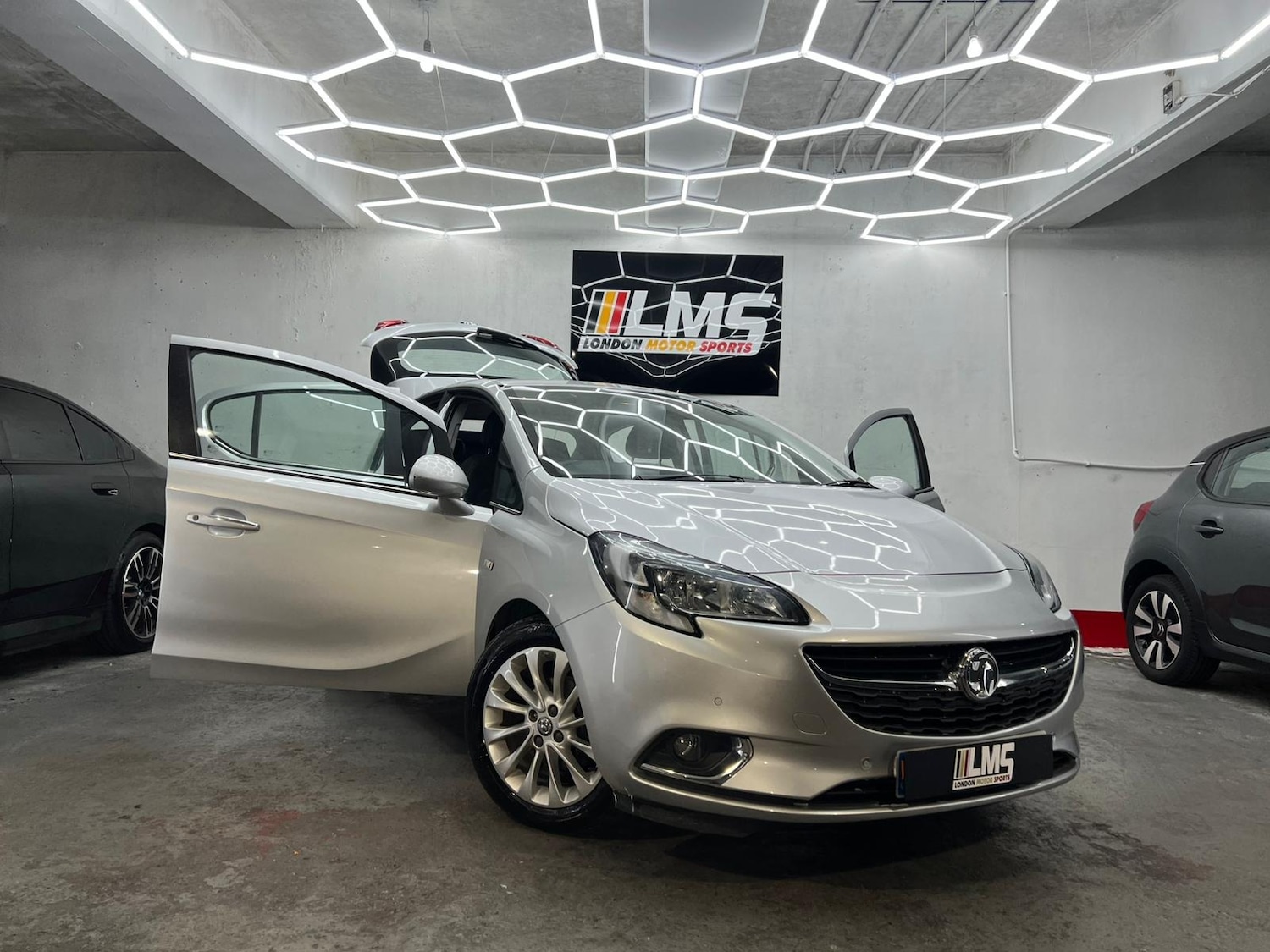 Used Vauxhall Corsa 2015 for sale - 77675247: Photo 31