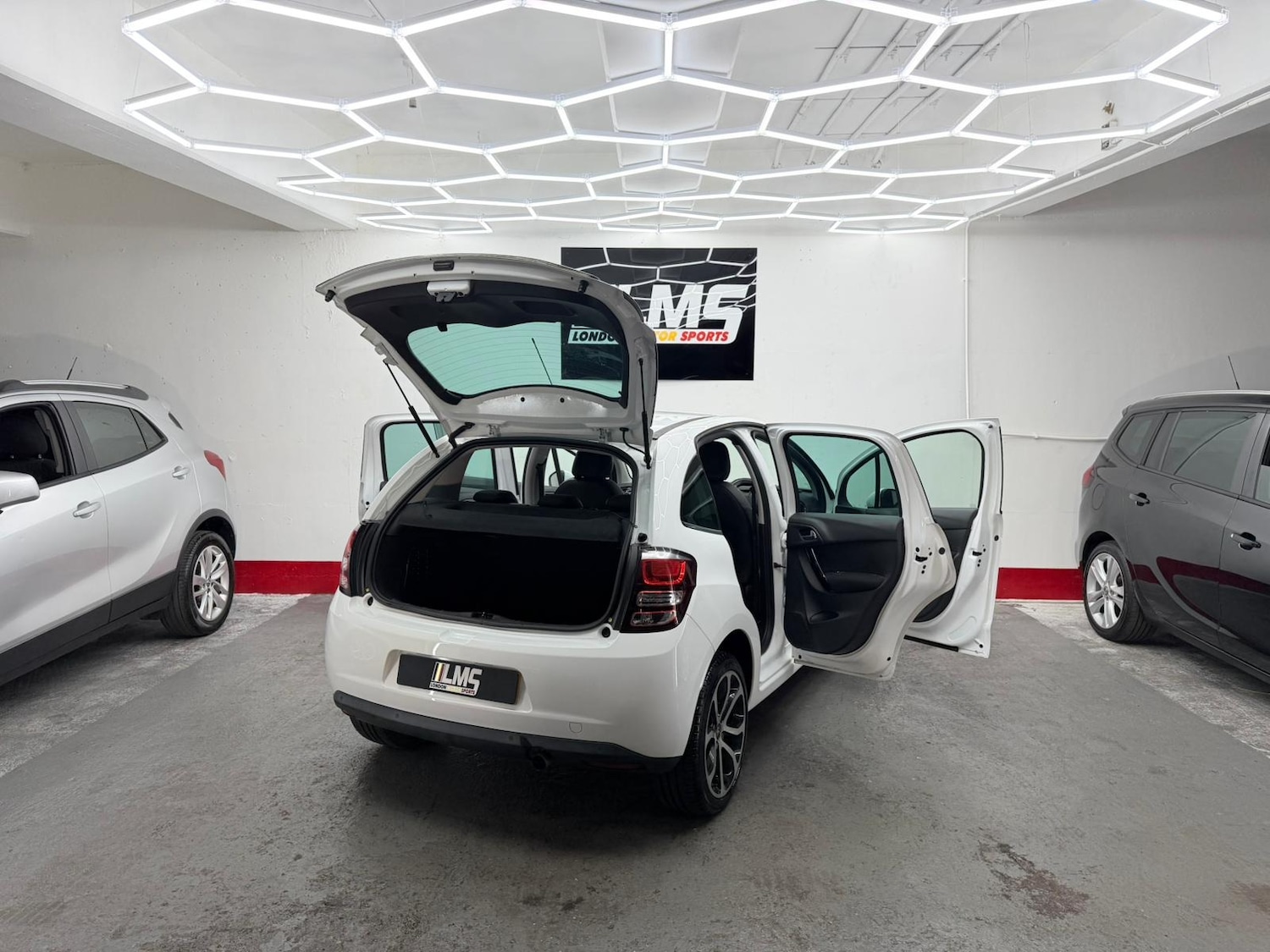 Used Citroen C3 2016 for sale - 76637168: Photo 100