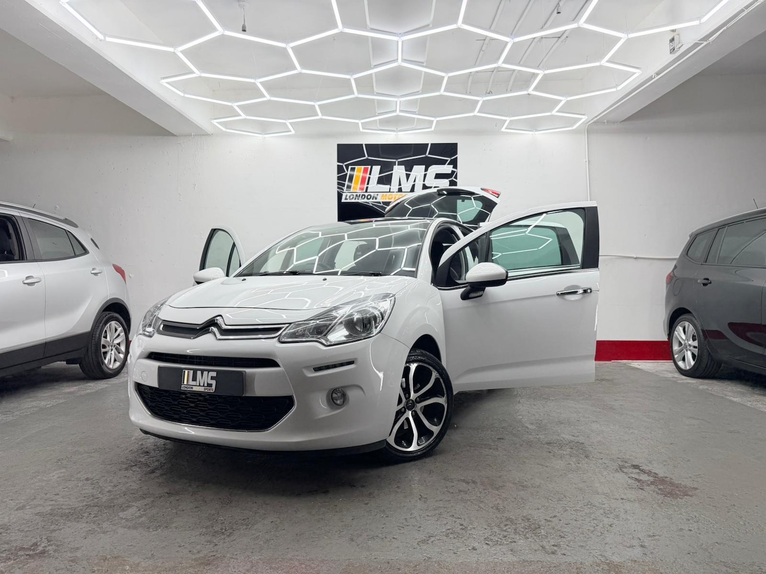 Used Citroen C3 2016 for sale - 76637168: Photo 13