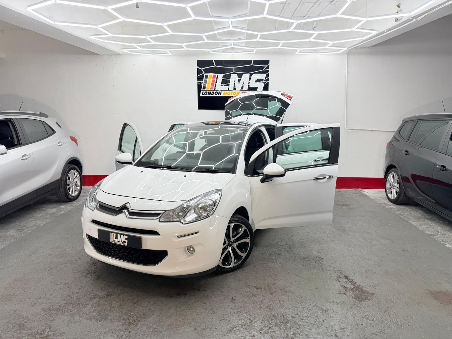 Used Citroen C3 2016 for sale - 76637168: Photo 14