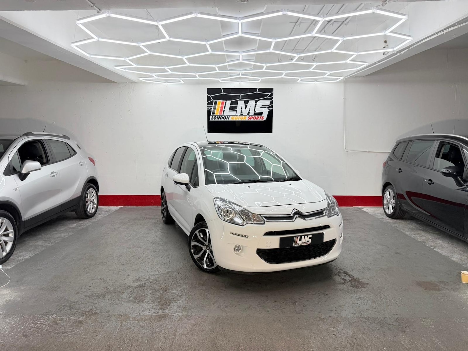 Used Citroen C3 2016 for sale - 76637168: Photo 24