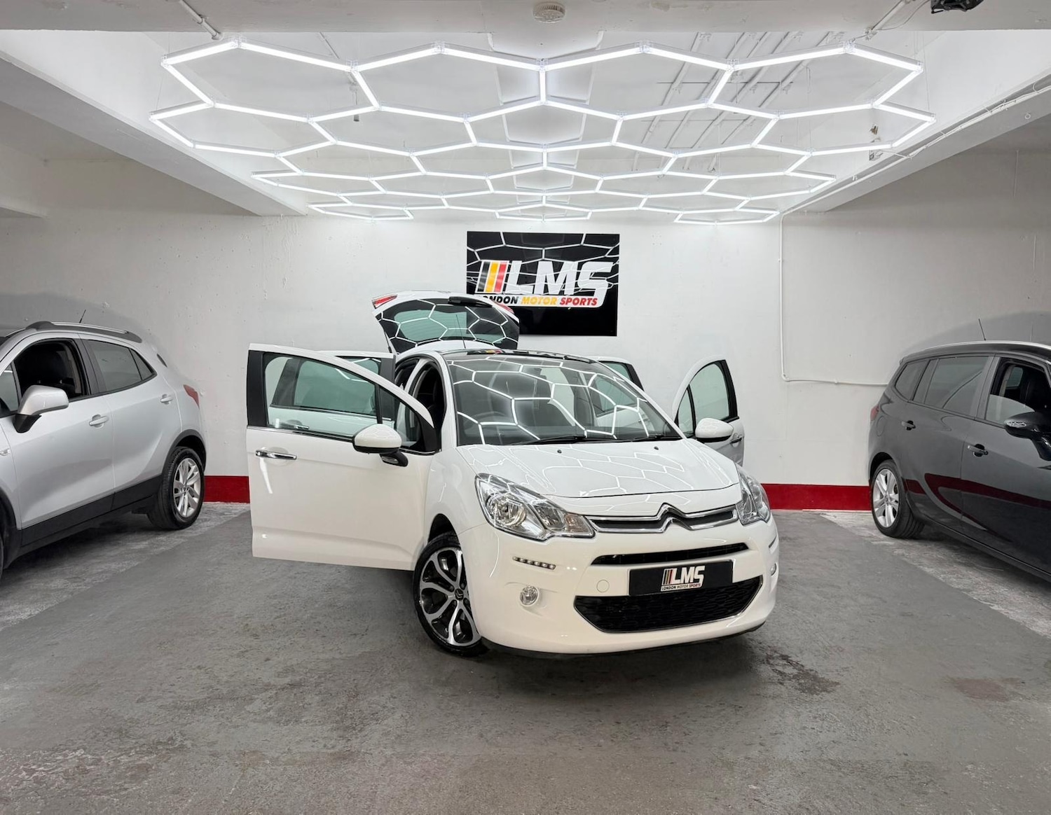 Used Citroen C3 2016 for sale - 76637168: Photo 32