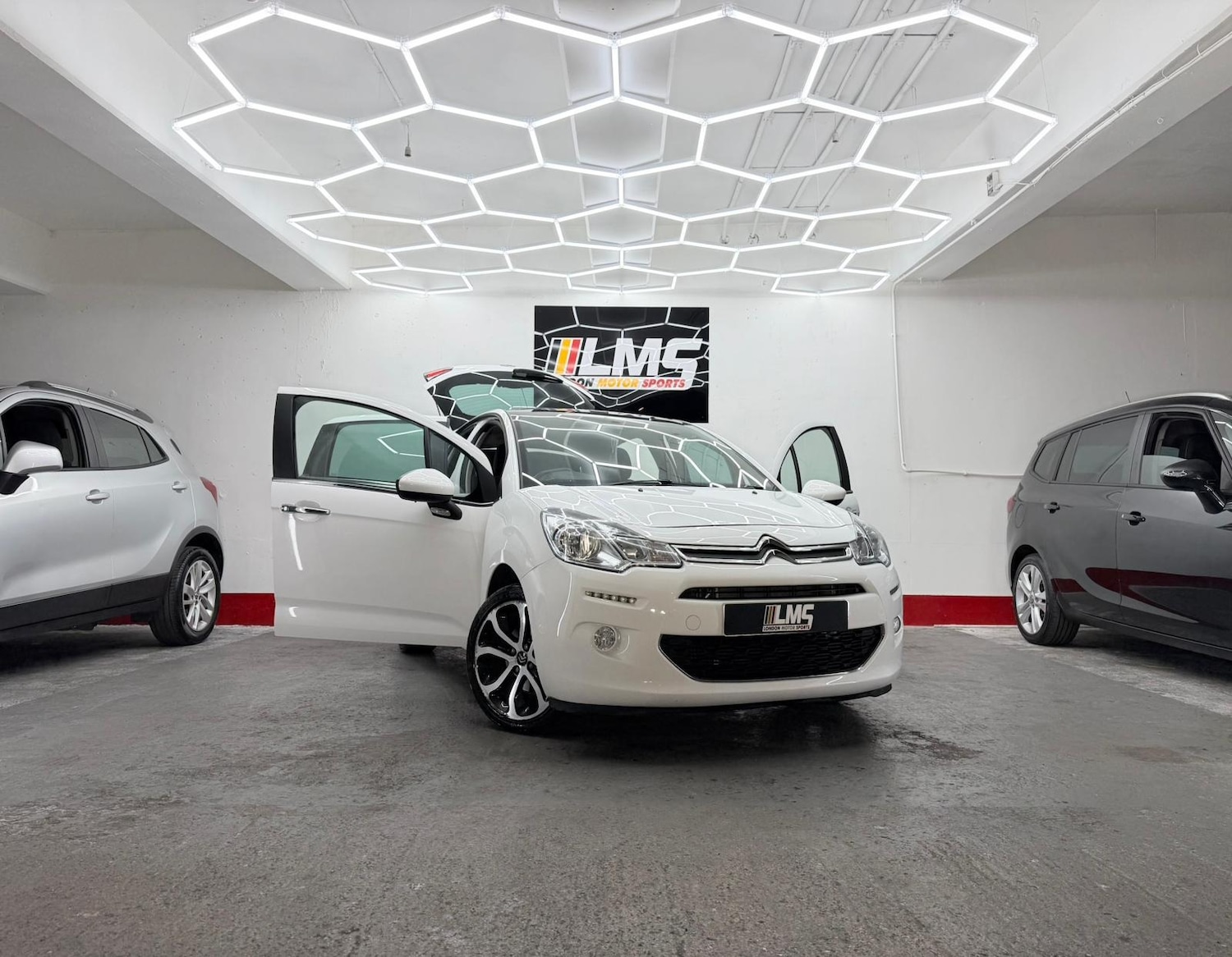 Used Citroen C3 2016 for sale - 76637168: Photo 38