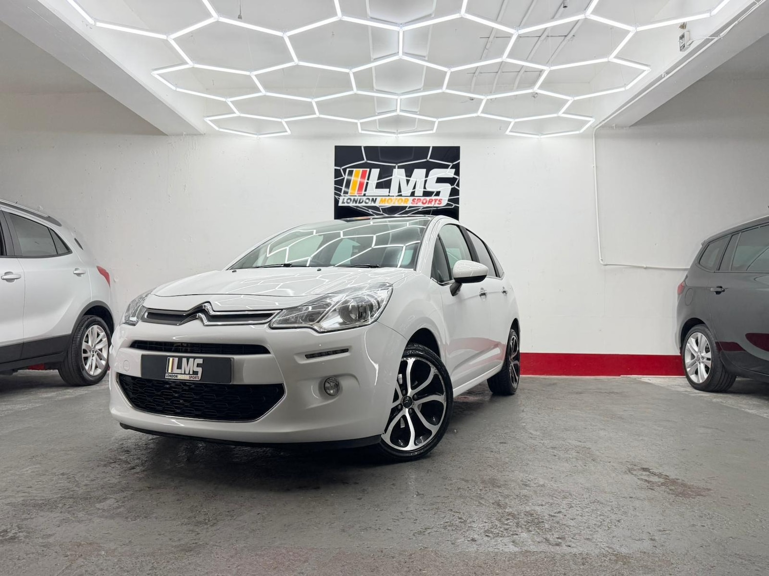 Used Citroen C3 2016 for sale - 76637168: Photo 4