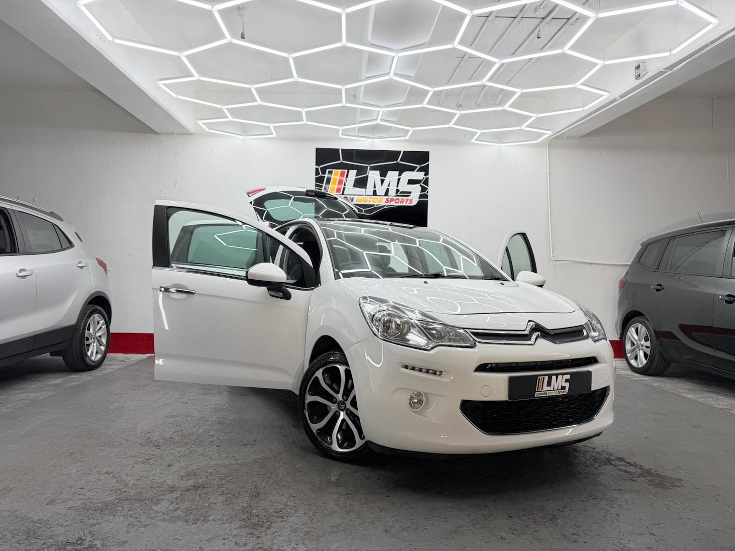 Used Citroen C3 2016 for sale - 76637168: Photo 43