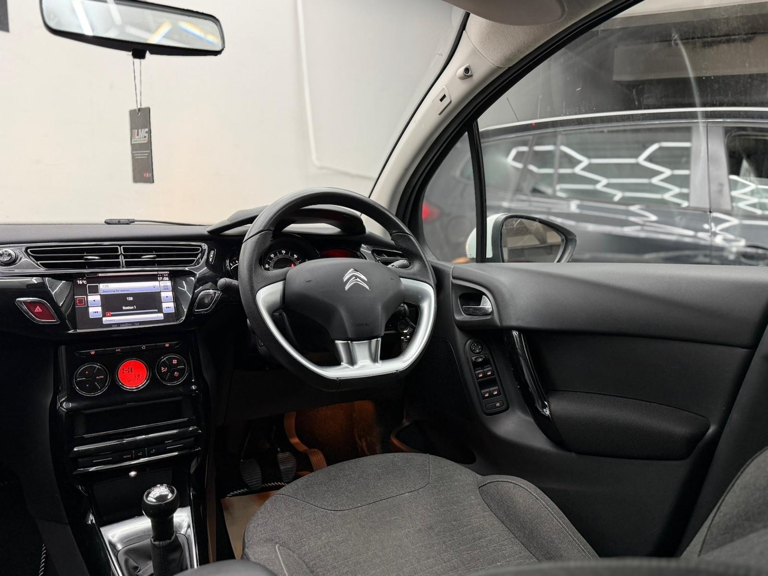 Used Citroen C3 2016 for sale - 76637168: Photo 47