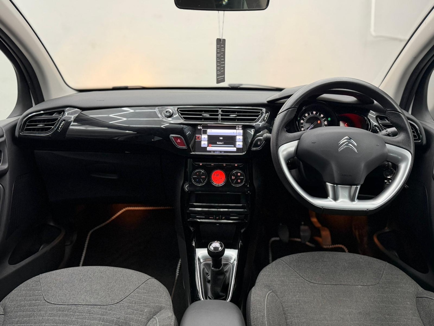 Used Citroen C3 2016 for sale - 76637168: Photo 48