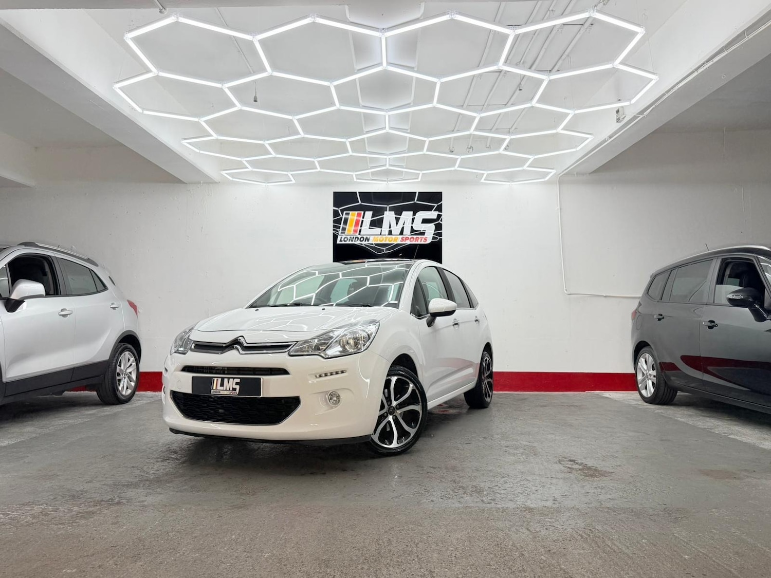 Used Citroen C3 2016 for sale - 76637168: Photo 5