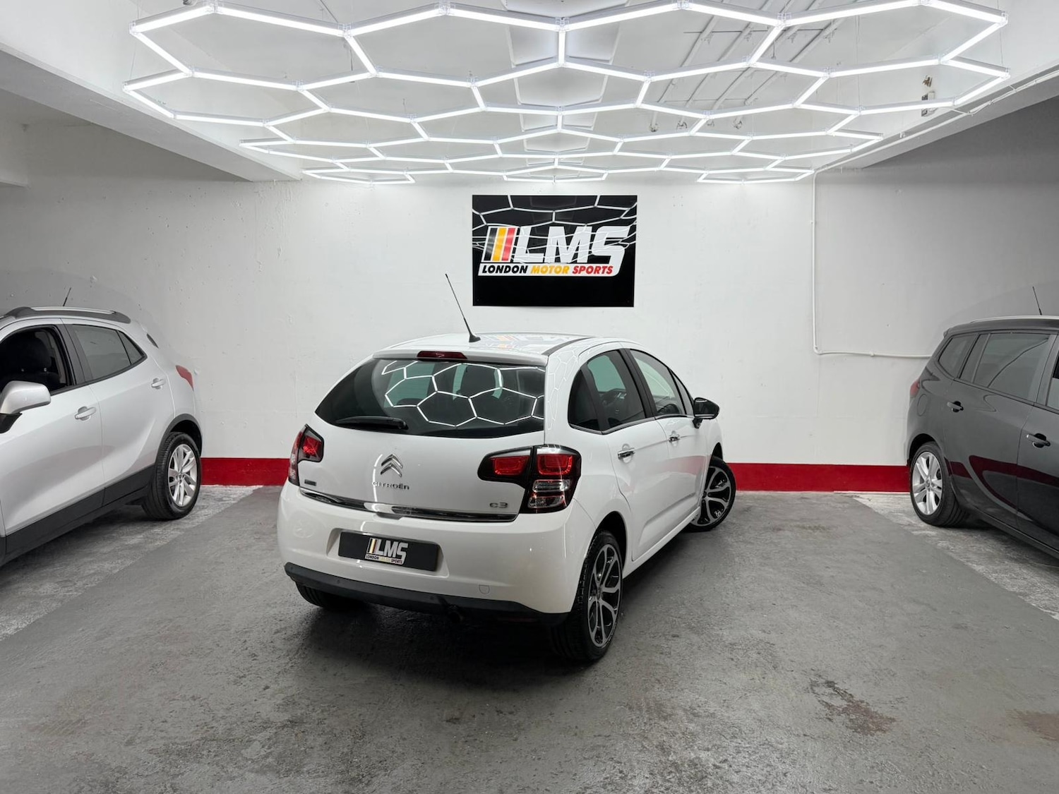 Used Citroen C3 2016 for sale - 76637168: Photo 84