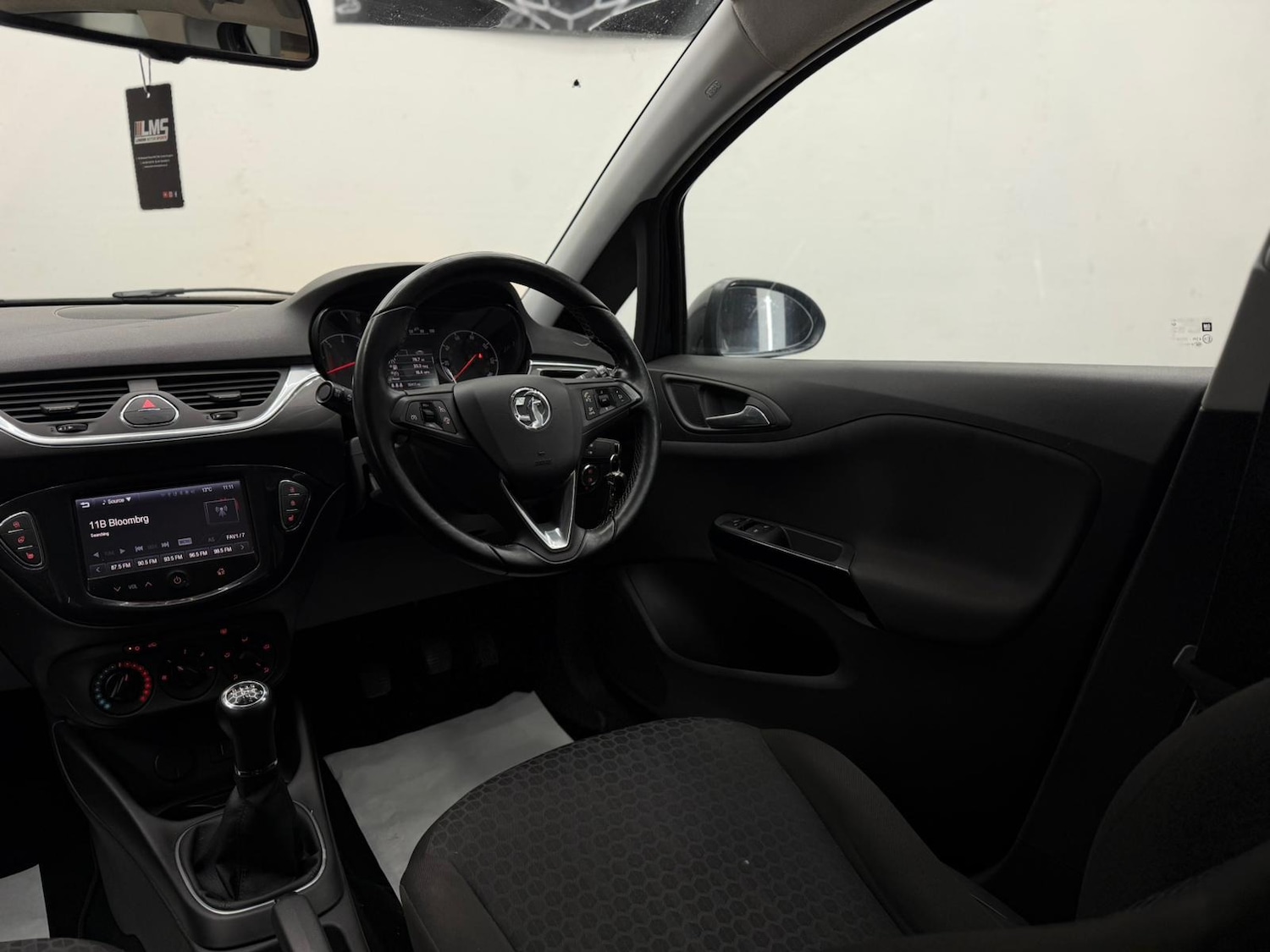 Used Vauxhall Corsa 2015 for sale - 77001808: Photo 36