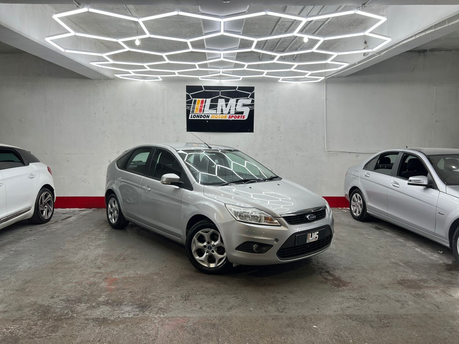 Used Ford Focus 2010 for sale - 78106427: Photo 18