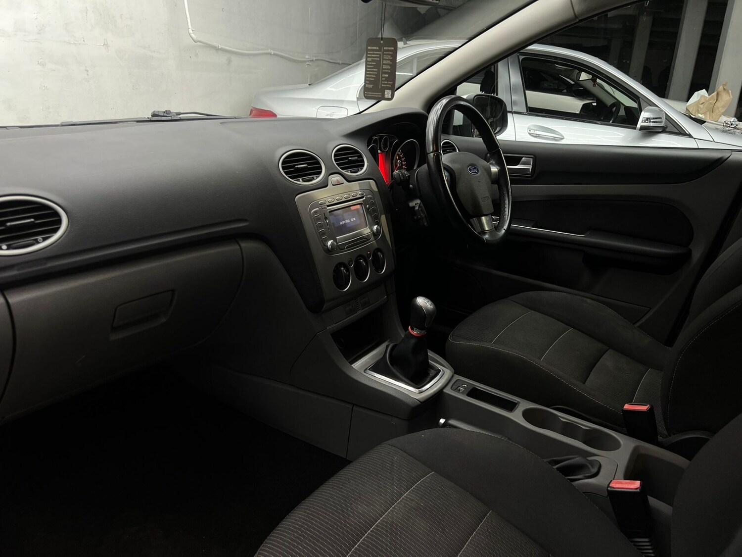 Used Ford Focus 2010 for sale - 78106427: Photo 38