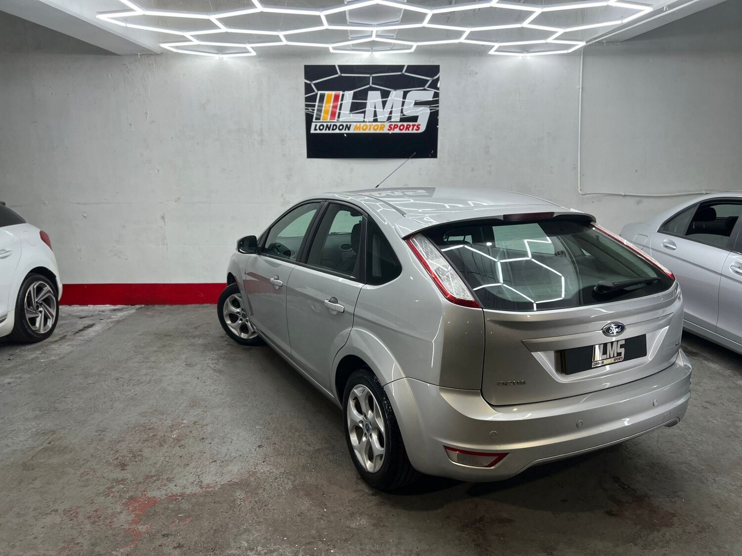 Used Ford Focus 2010 for sale - 78106427: Photo 56