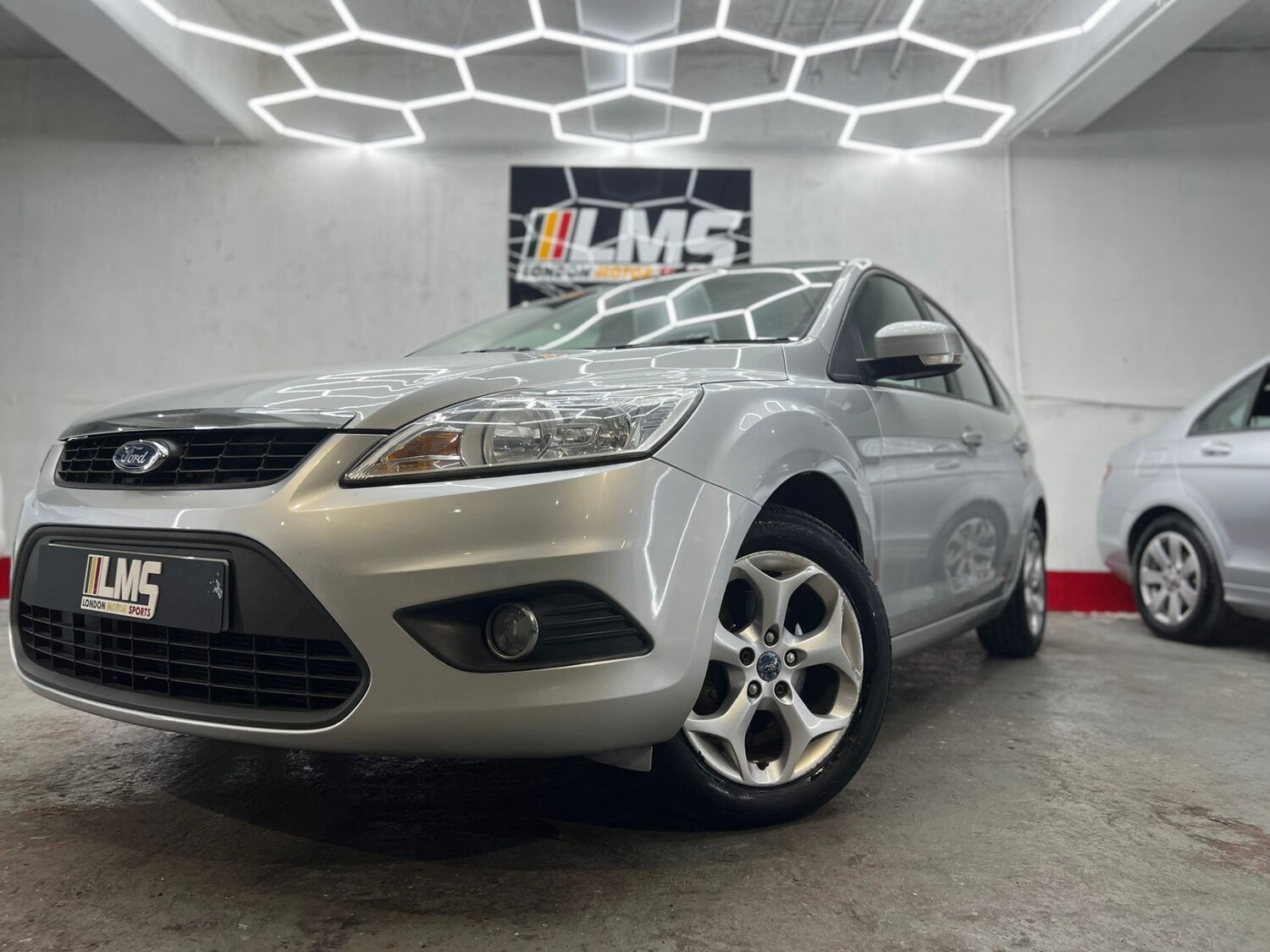 Used Ford Focus 2010 for sale - 78106427: Photo 6
