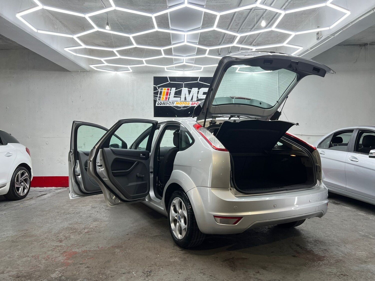 Used Ford Focus 2010 for sale - 78106427: Photo 66