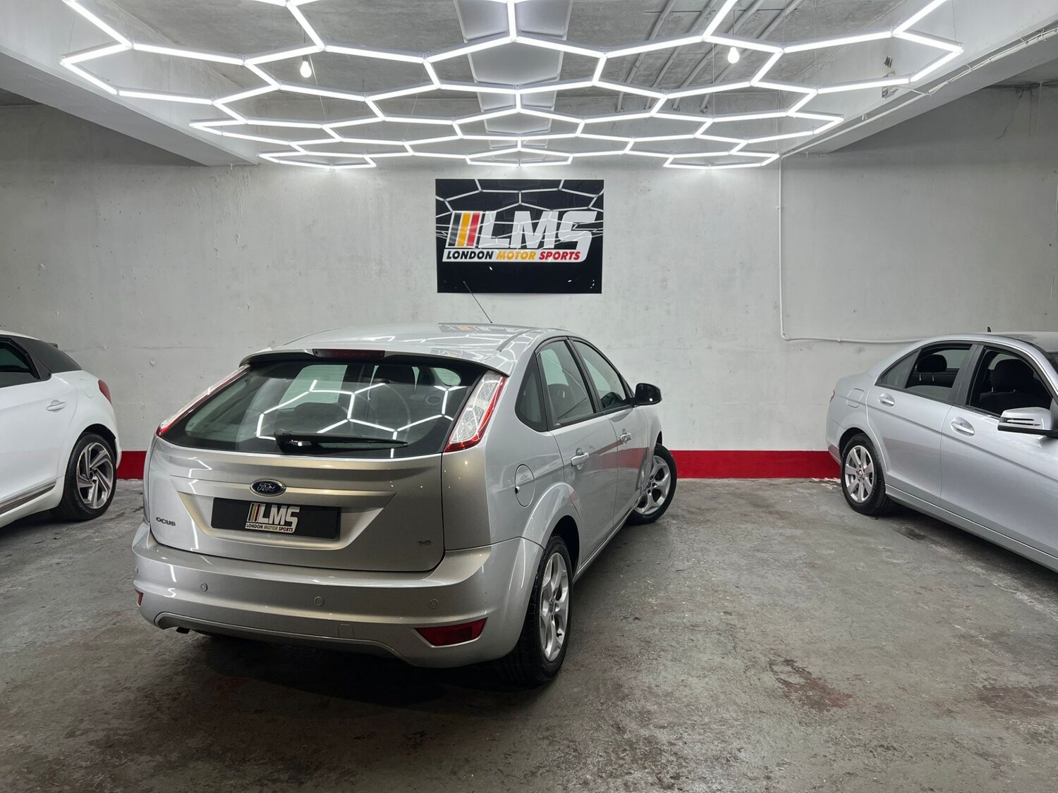 Used Ford Focus 2010 for sale - 78106427: Photo 74