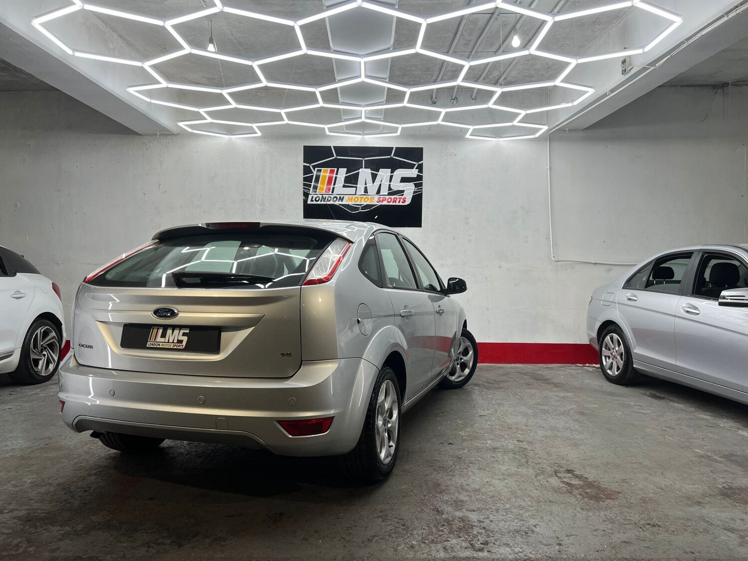 Used Ford Focus 2010 for sale - 78106427: Photo 75