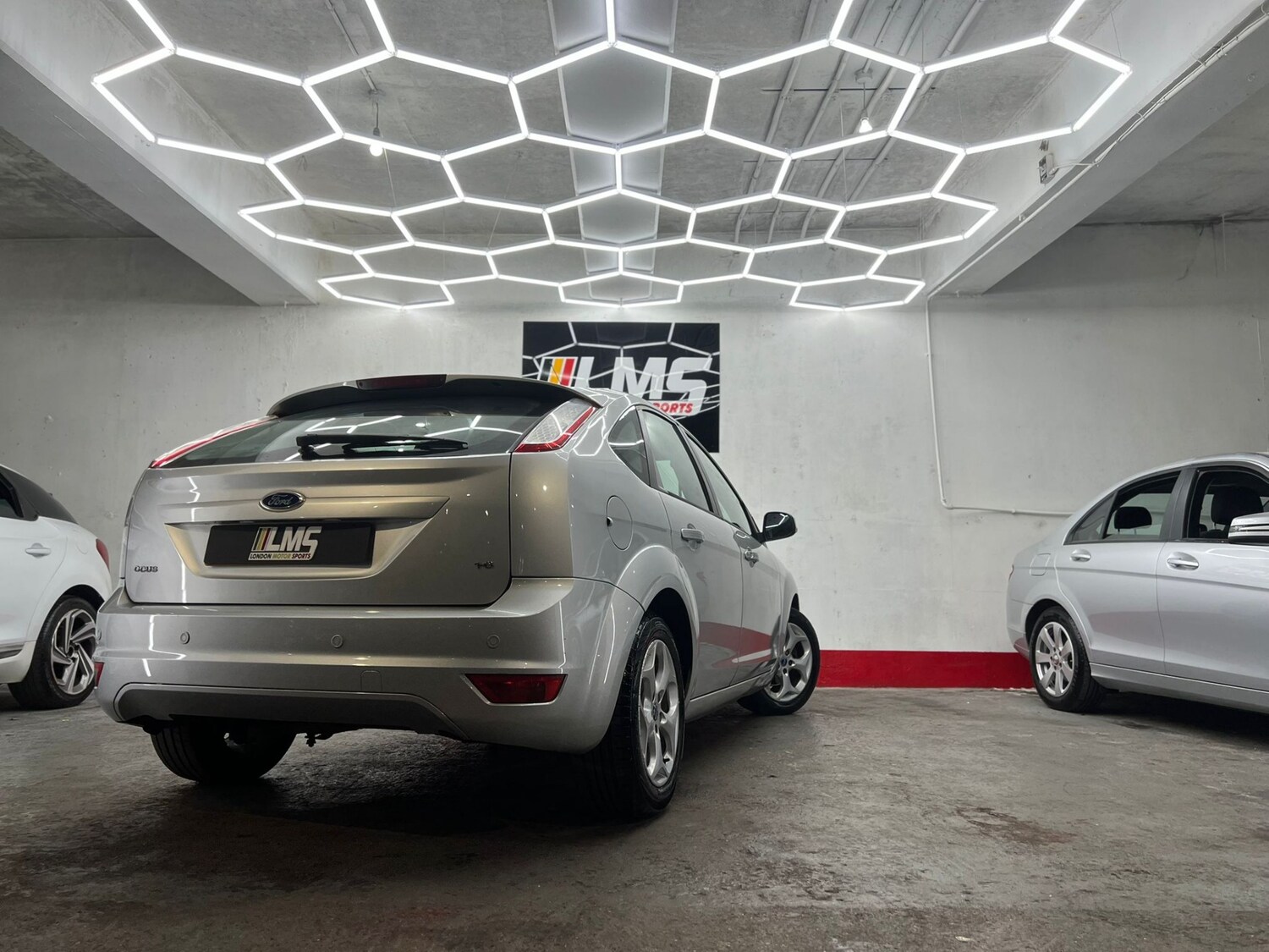 Used Ford Focus 2010 for sale - 78106427: Photo 77