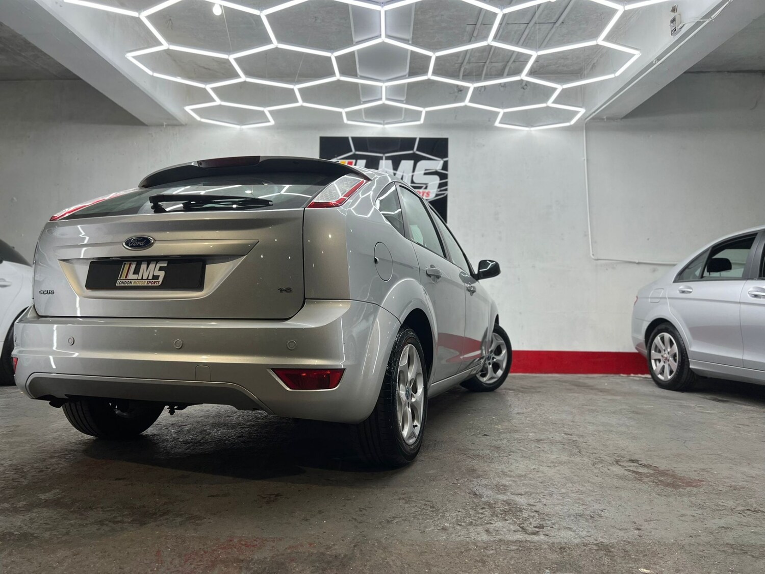 Used Ford Focus 2010 for sale - 78106427: Photo 79