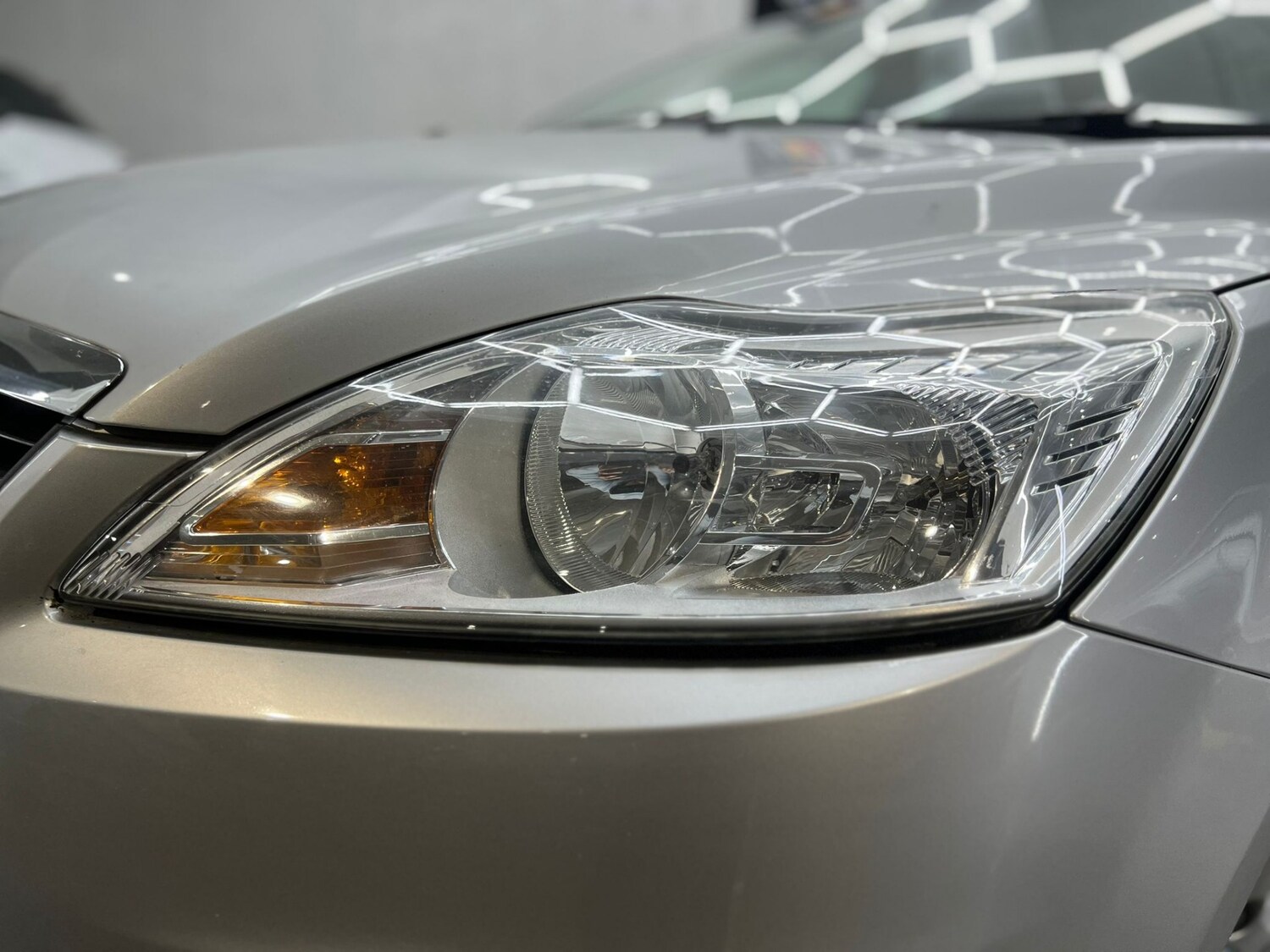 Used Ford Focus 2010 for sale - 78106427: Photo 8