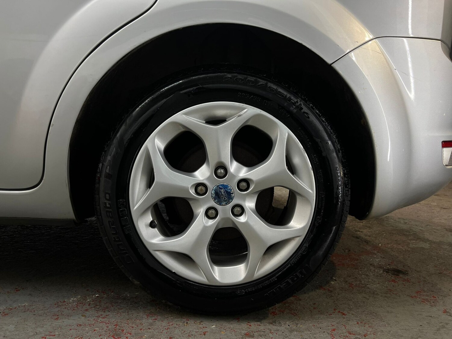 Used Ford Focus 2010 for sale - 78106427: Photo 94