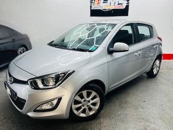 Used Hyundai i20 2014 for sale - 77079284: Photo