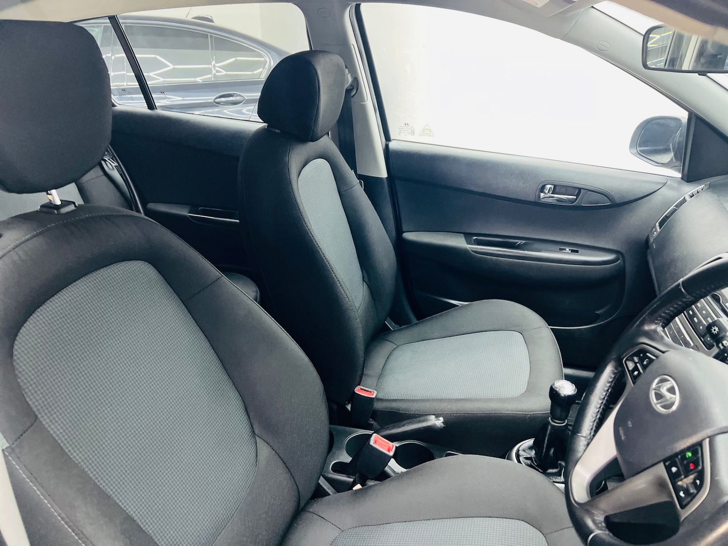 Used Hyundai i20 2014 for sale - 77079284: Photo 54