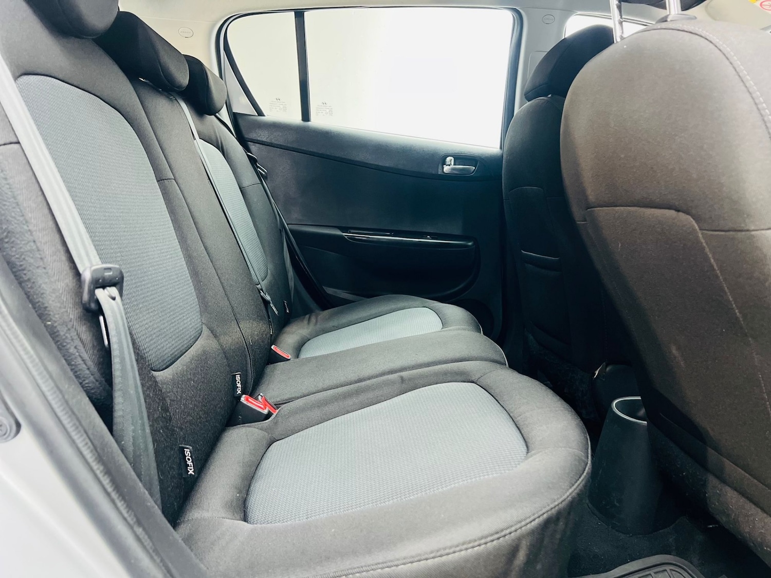 Used Hyundai i20 2014 for sale - 77079284: Photo 61