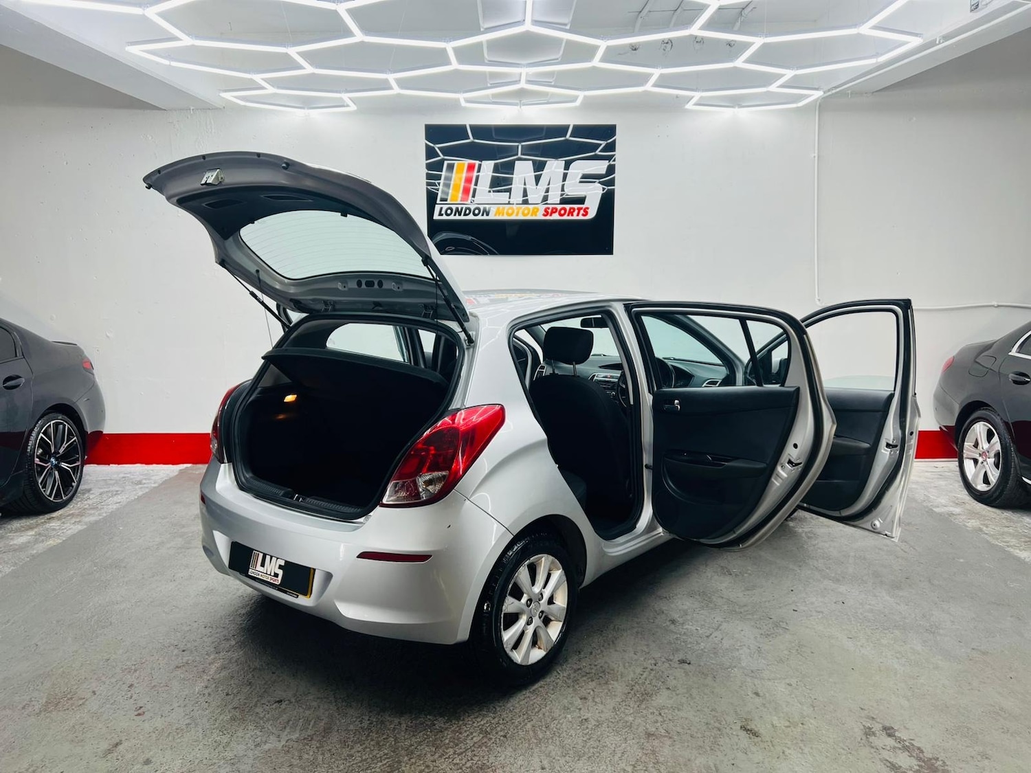 Used Hyundai i20 2014 for sale - 77079284: Photo 71