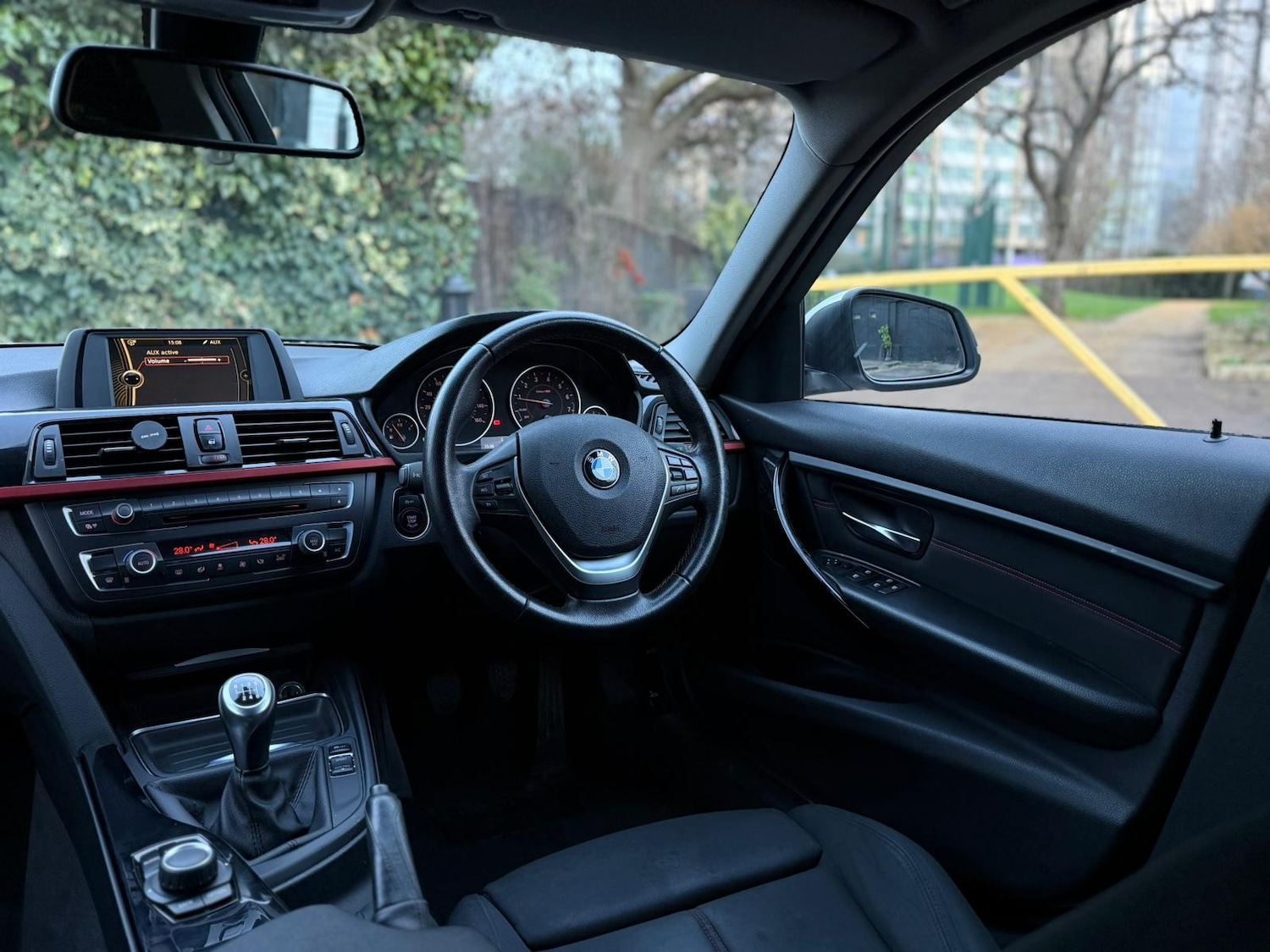 Used BMW 3 Series 2013 for sale - 76971180: Photo 30