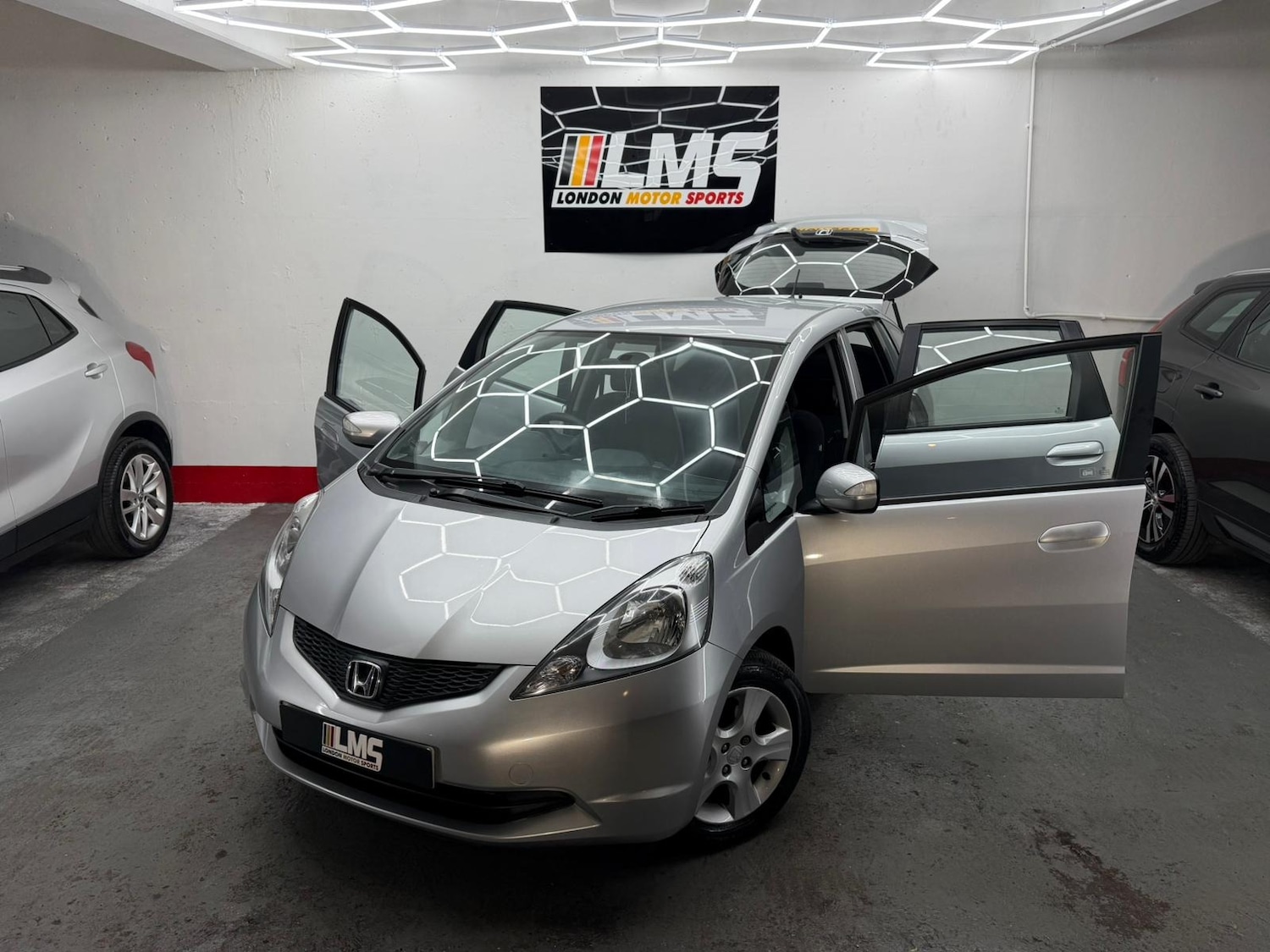 Used Honda Jazz 2009 for sale - 76830439: Photo 12