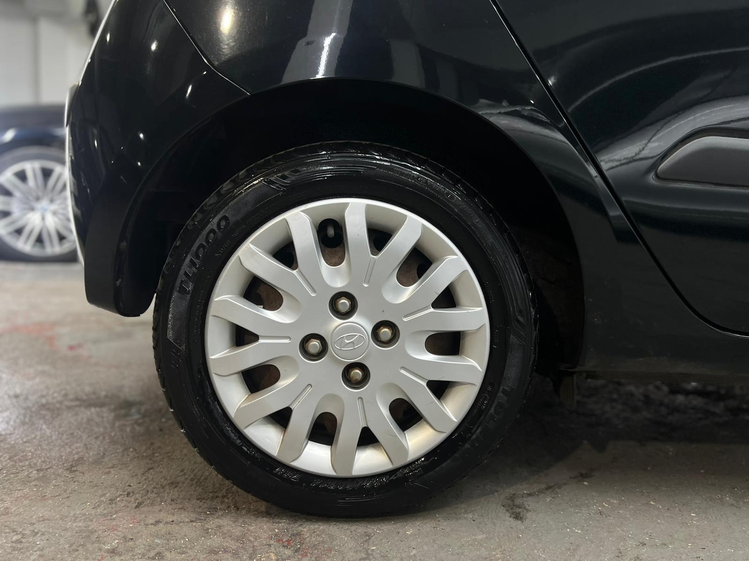 Used Hyundai i10 2010 for sale - 78190325: Photo 100