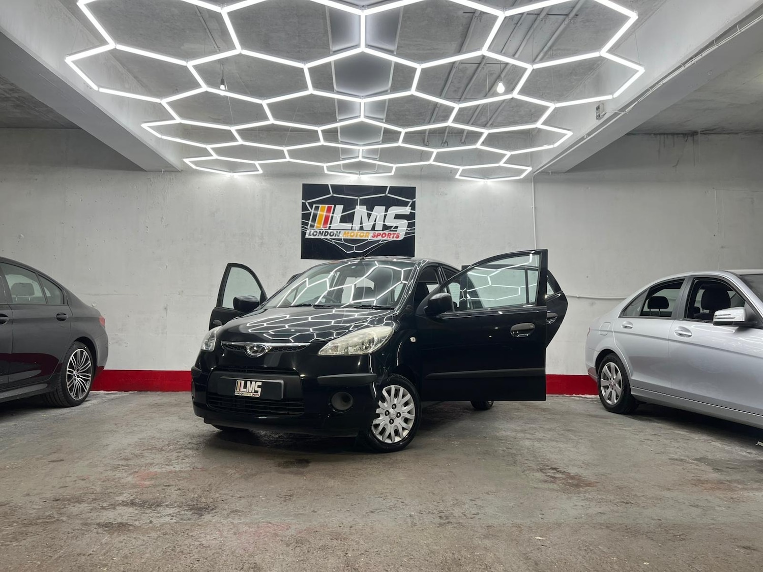 Used Hyundai i10 2010 for sale - 78190325: Photo 18