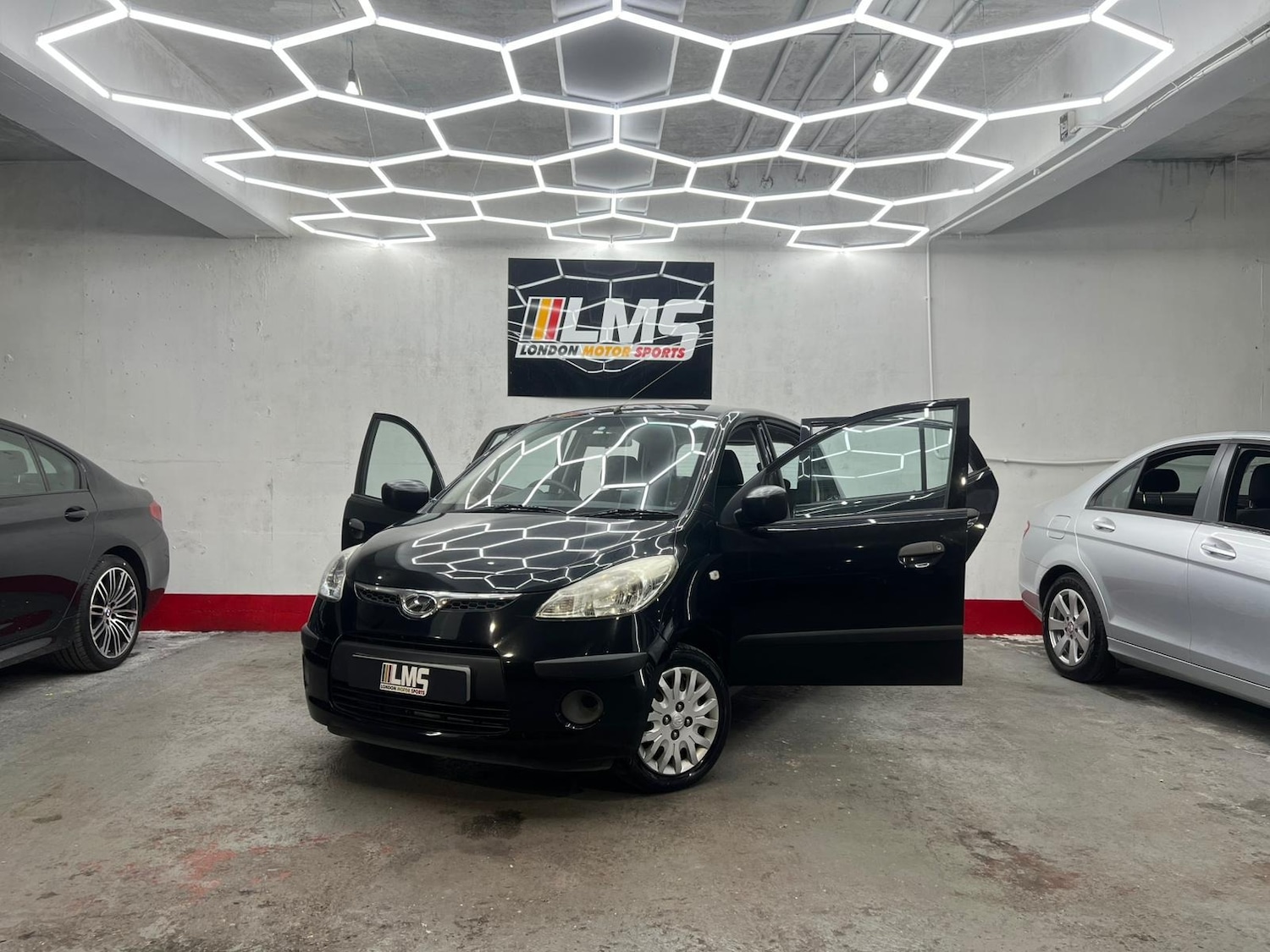 Used Hyundai i10 2010 for sale - 78190325: Photo 19