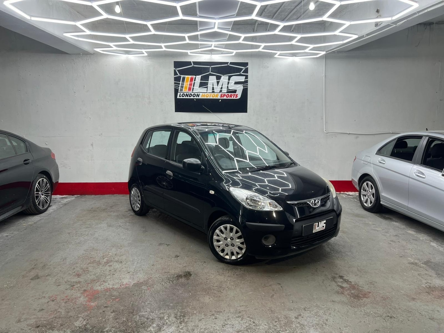 Used Hyundai i10 2010 for sale - 78190325: Photo 24