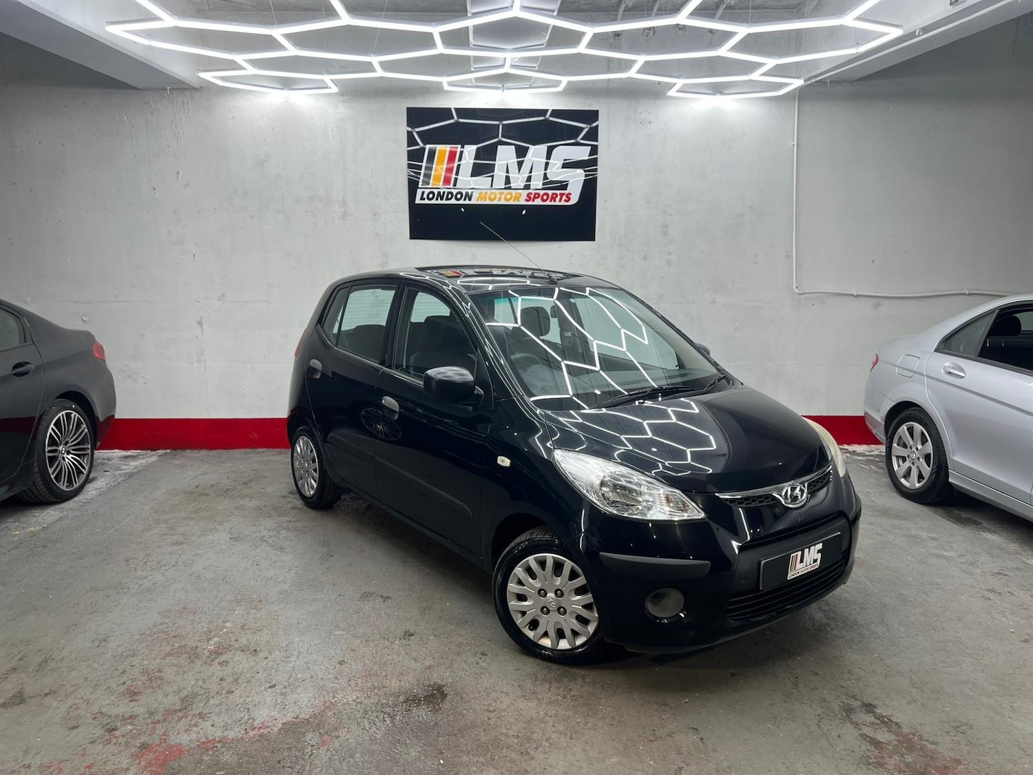 Used Hyundai i10 2010 for sale - 78190325: Photo 25