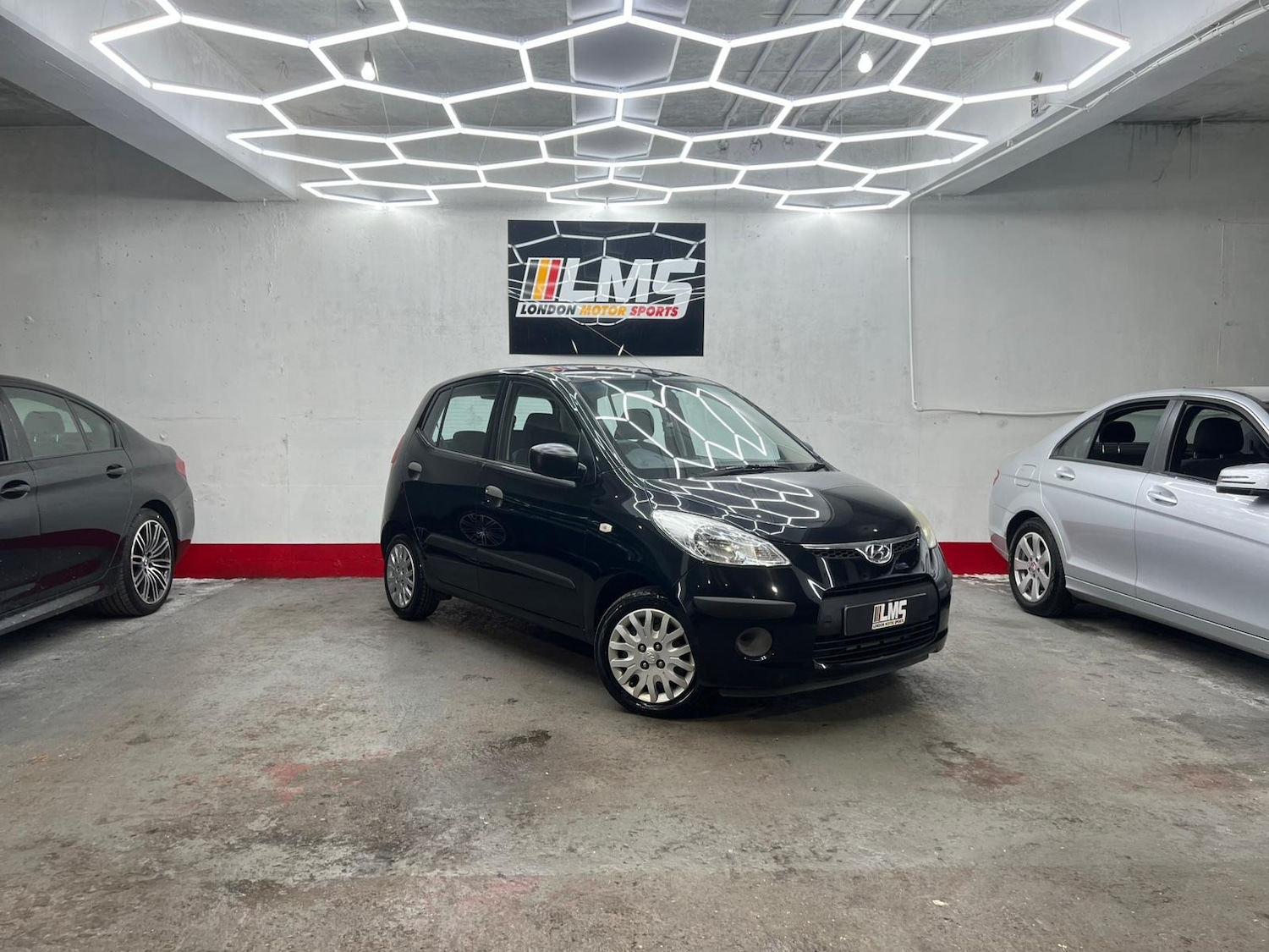 Used Hyundai i10 2010 for sale - 78190325: Photo 27