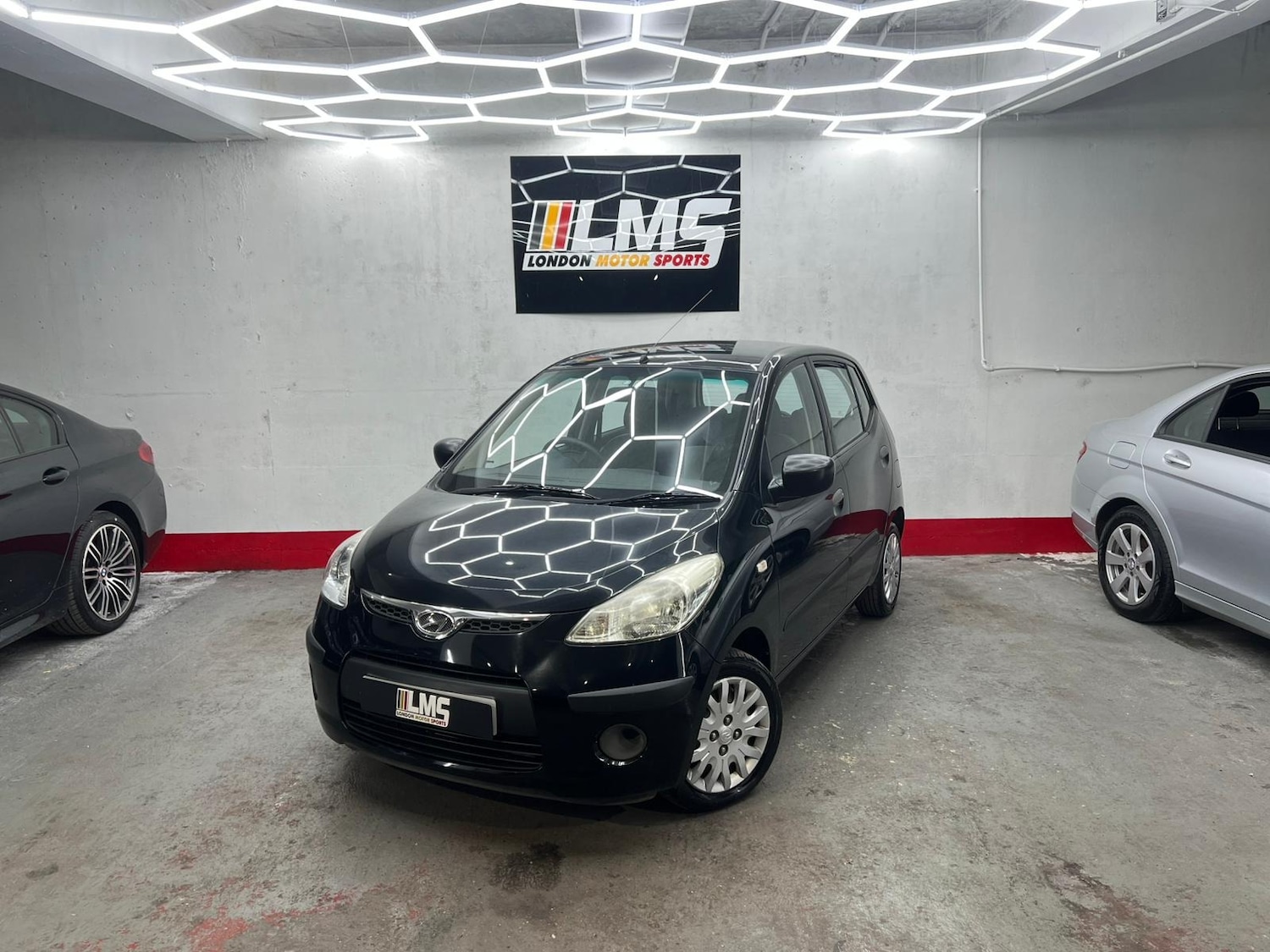 Used Hyundai i10 2010 for sale - 78190325: Photo 4