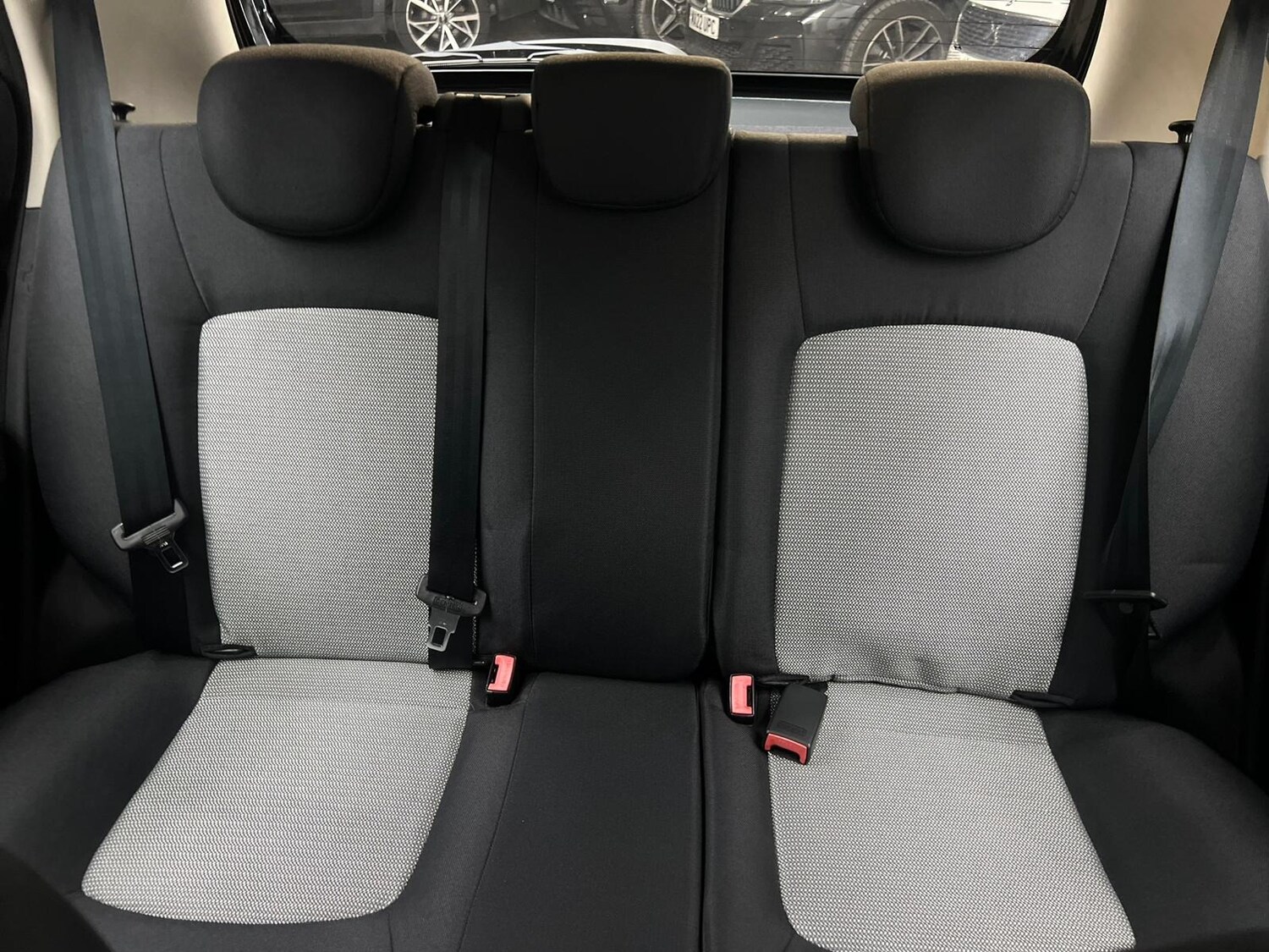 Used Hyundai i10 2010 for sale - 78190325: Photo 63