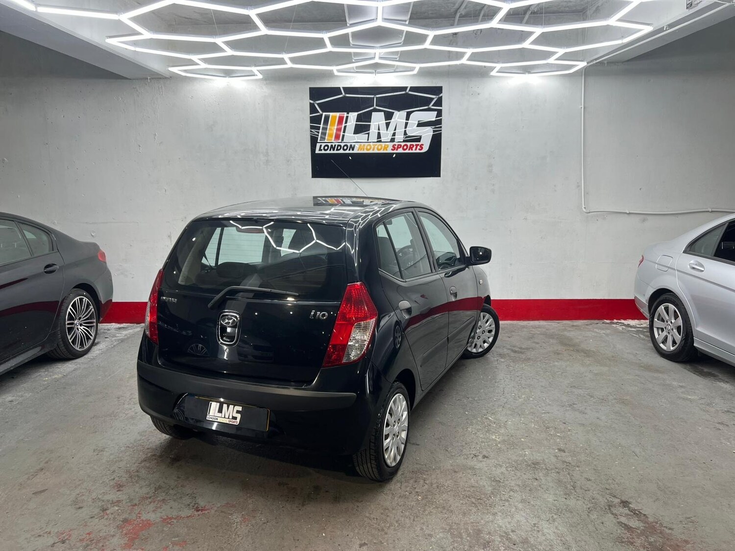 Used Hyundai i10 2010 for sale - 78190325: Photo 67