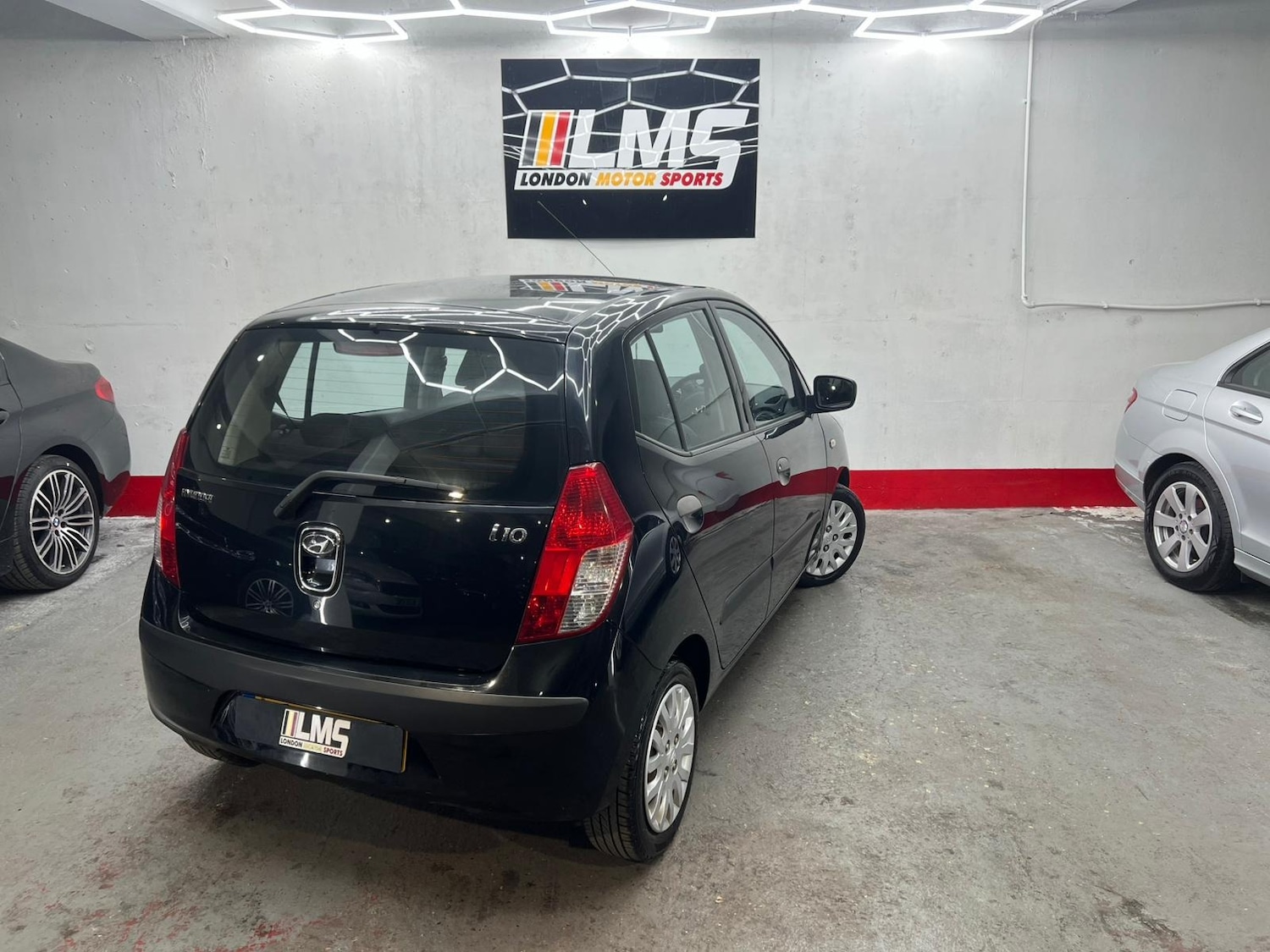 Used Hyundai i10 2010 for sale - 78190325: Photo 68