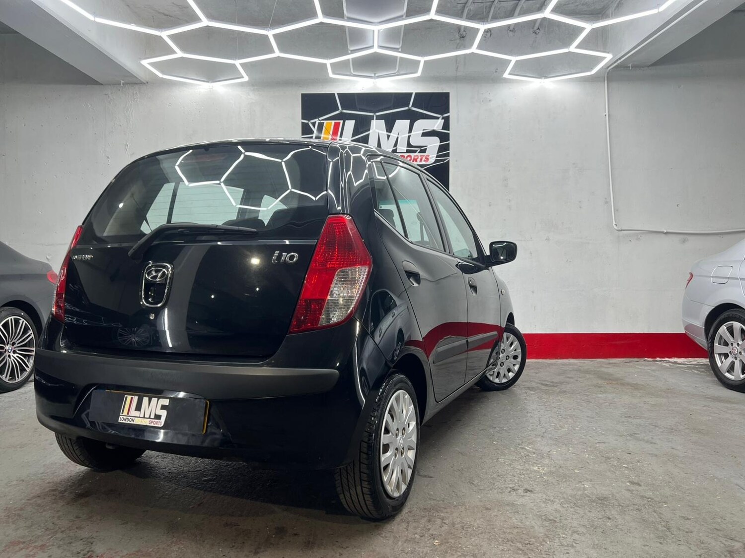 Used Hyundai i10 2010 for sale - 78190325: Photo 75