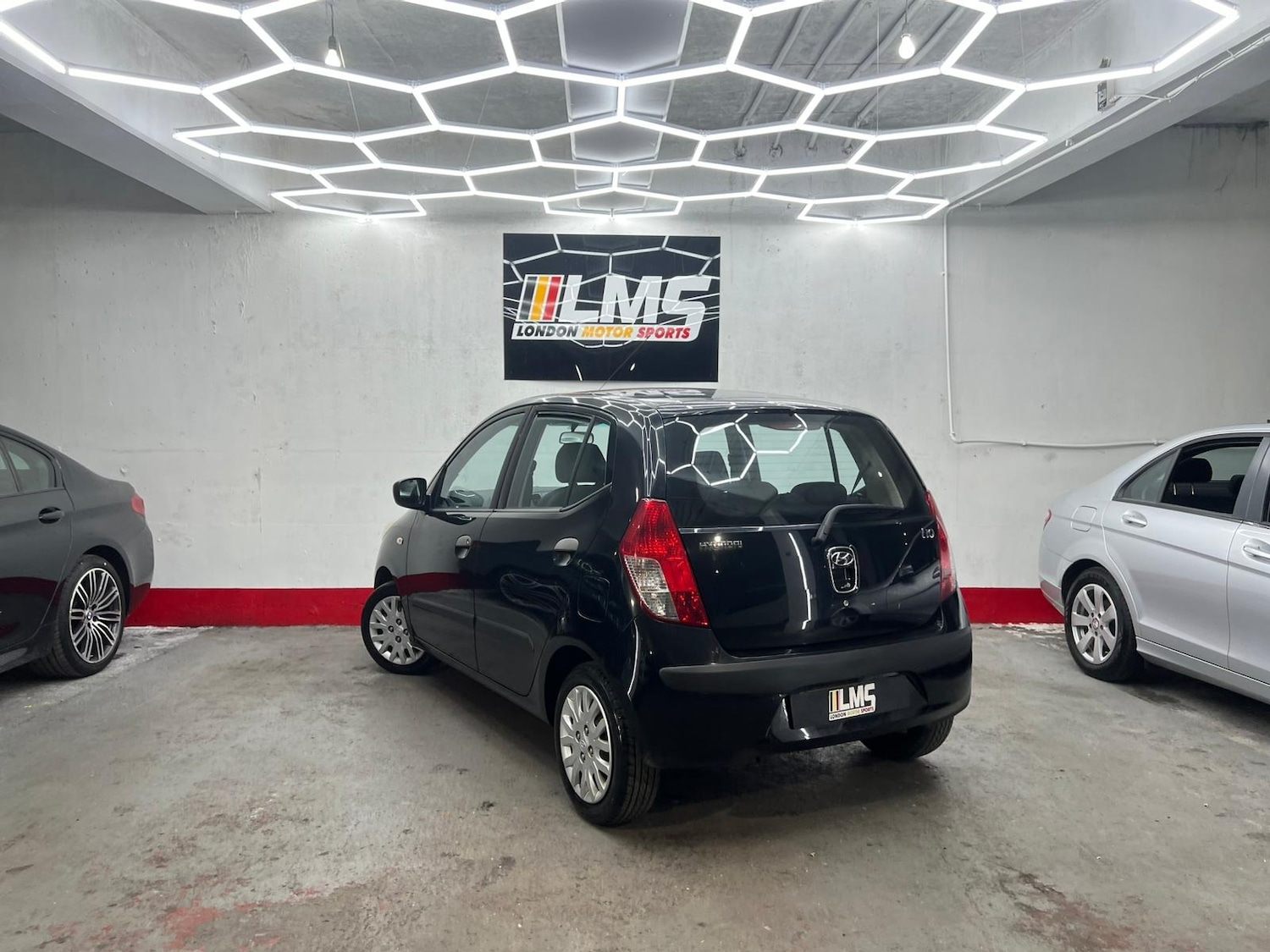 Used Hyundai i10 2010 for sale - 78190325: Photo 92