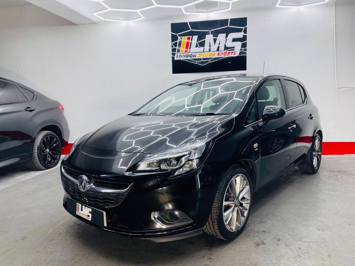 Used Vauxhall Corsa 2017 for sale - 76192513: Photo 3