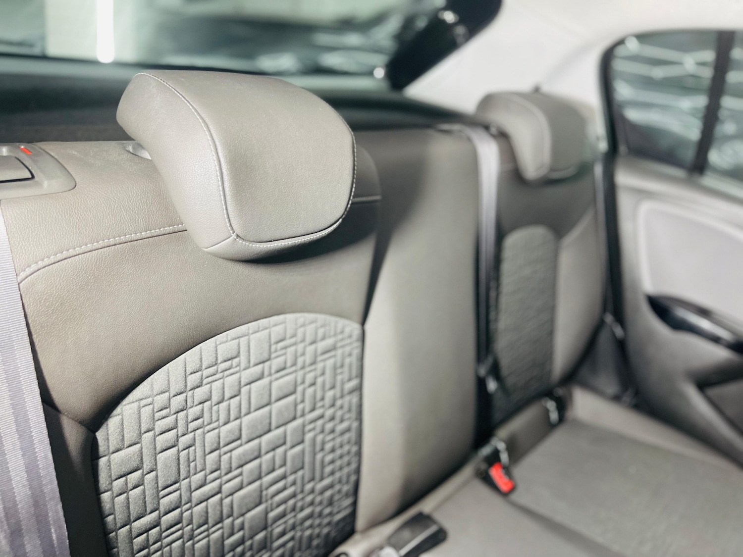 Used Vauxhall Corsa 2017 for sale - 76192513: Photo 70