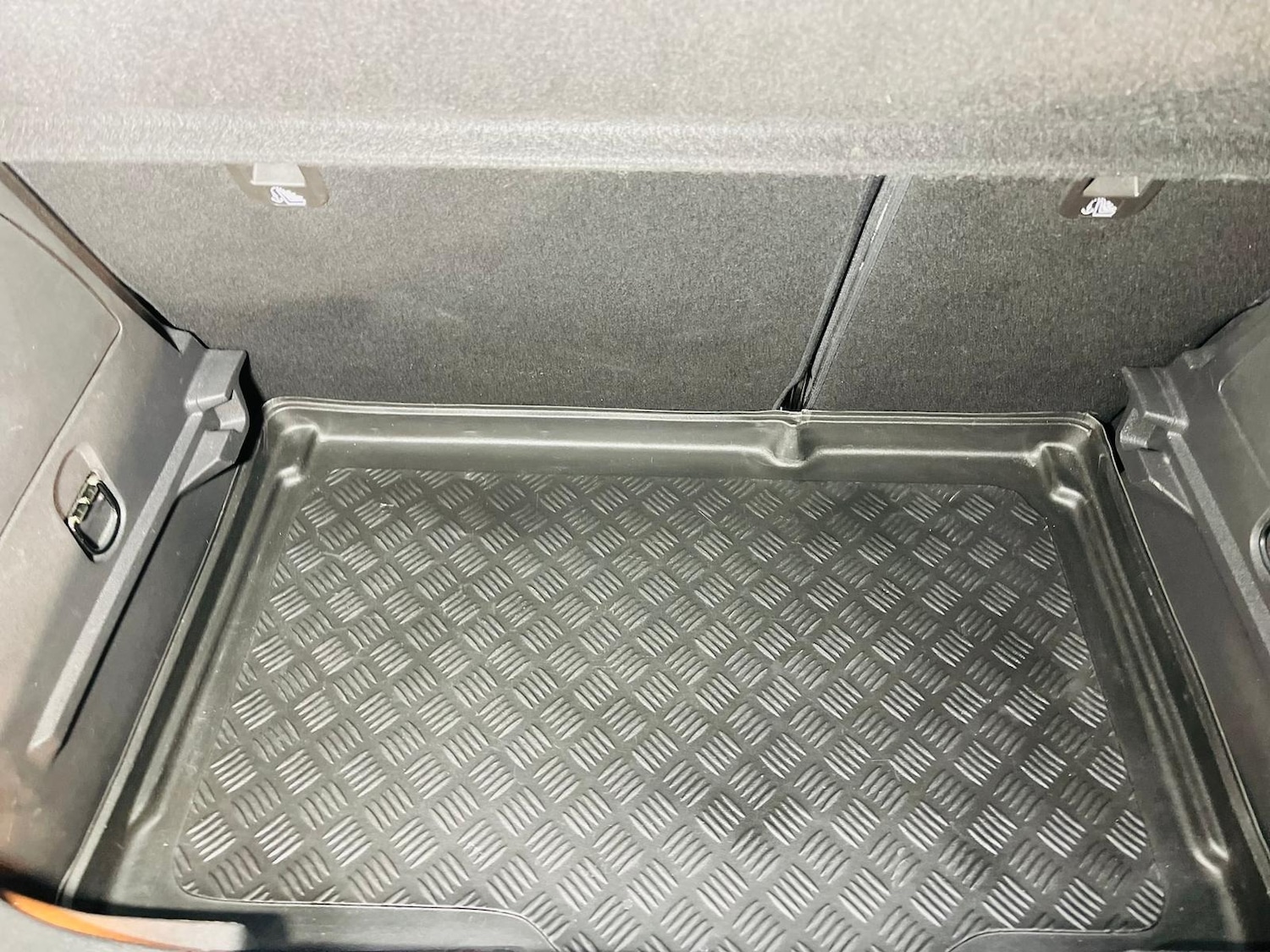 Used Vauxhall Corsa 2017 for sale - 76192513: Photo 94