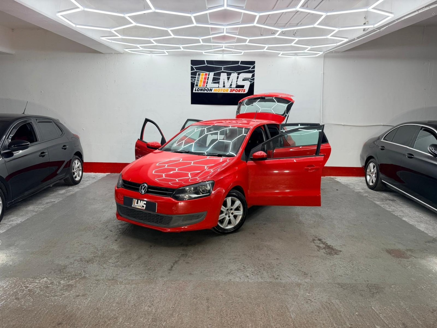 Used Volkswagen Polo 2010 for sale - 76437054: Photo 10